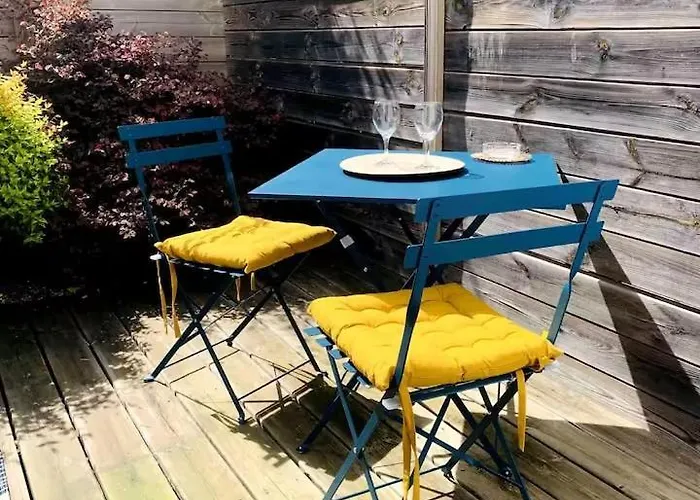 Entier En Centre-ville Avec Terrasse